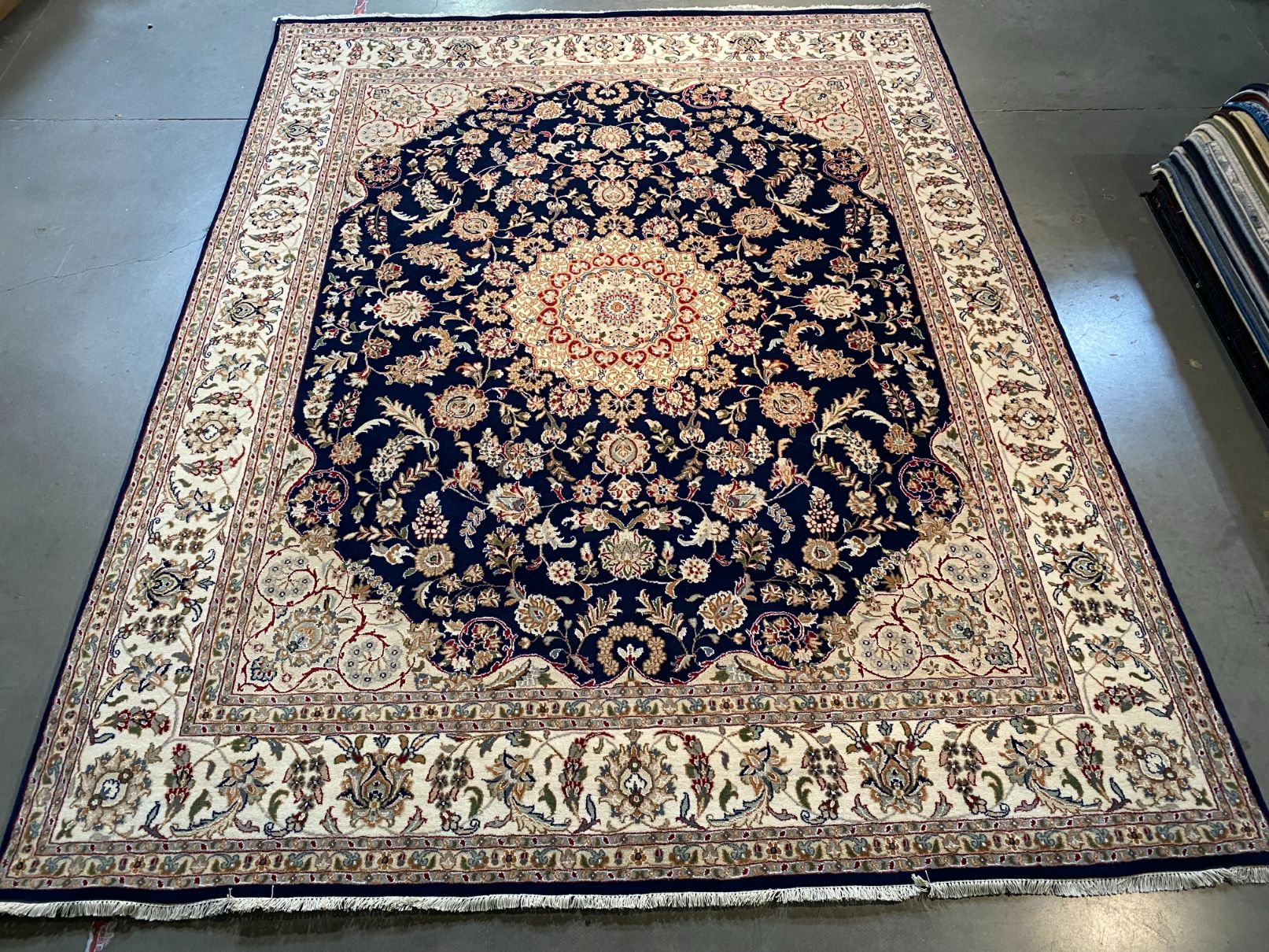 Silk & Wool Nain Rug 8X10