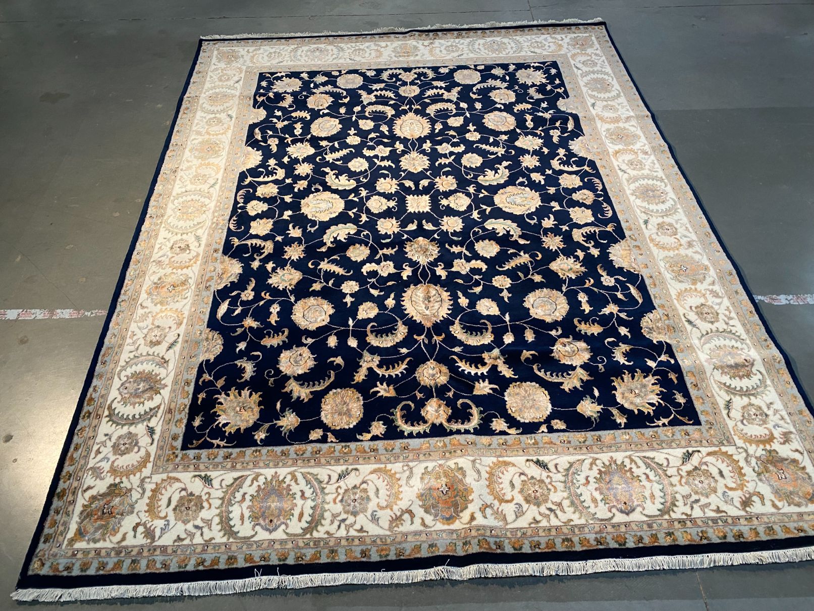 EXQUISITE SILK &WOOL  RUG 8x10