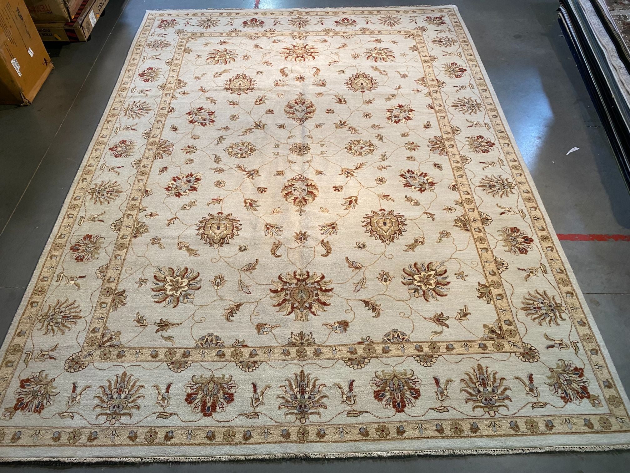 Mahal Design Rug 9X12