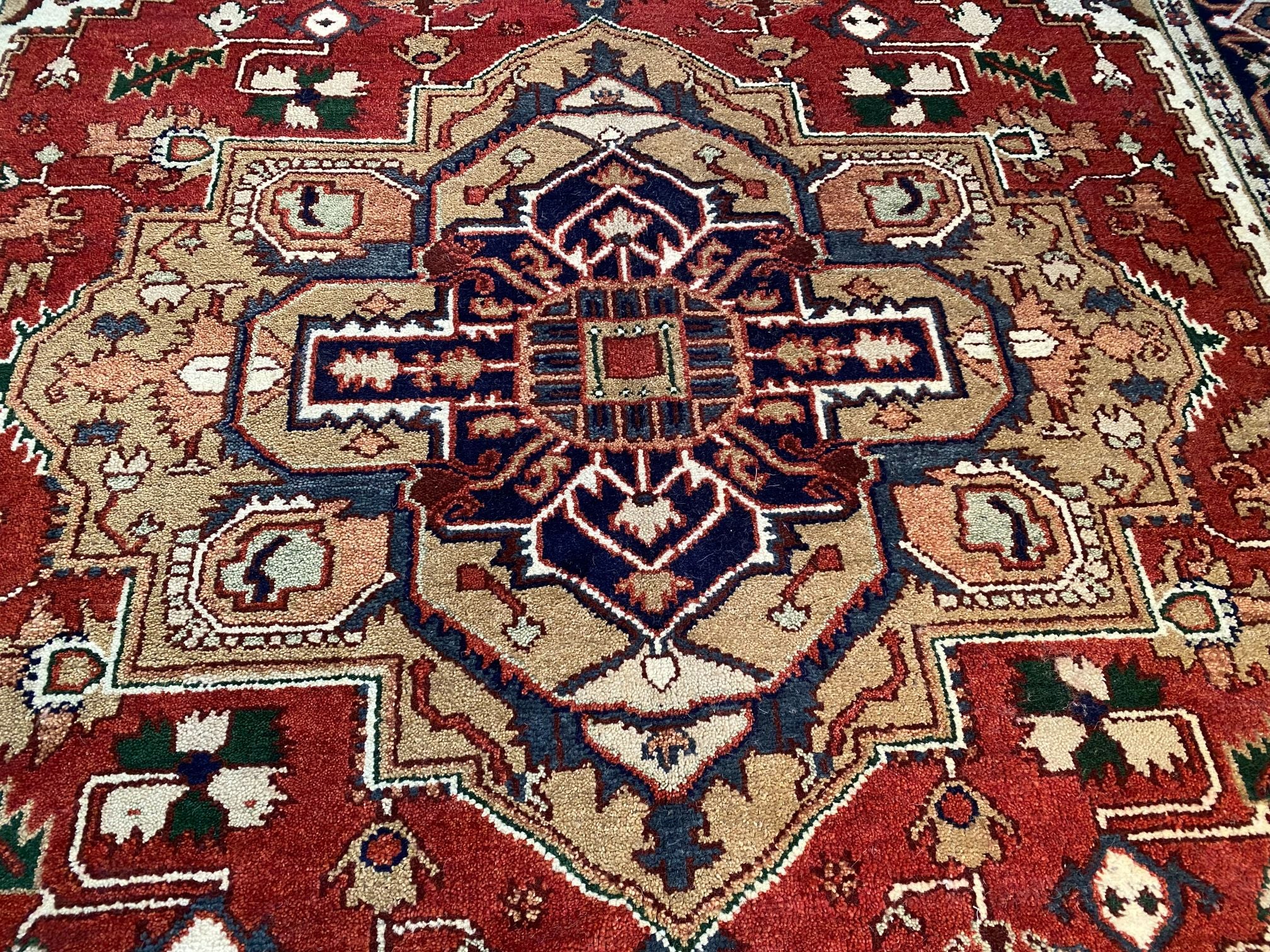 Serapi Design Rug 8X10