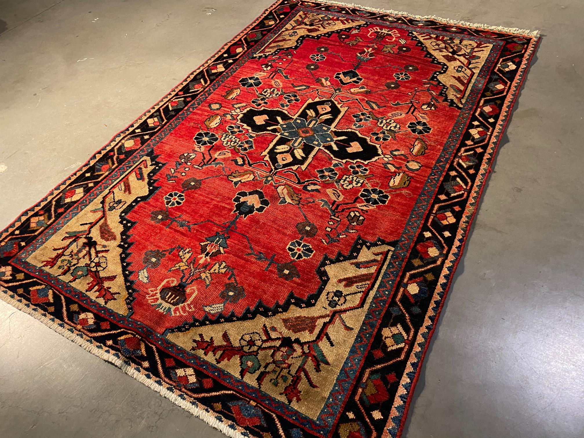 Magnificent  Persian Rug  4'.5"x6'.9"