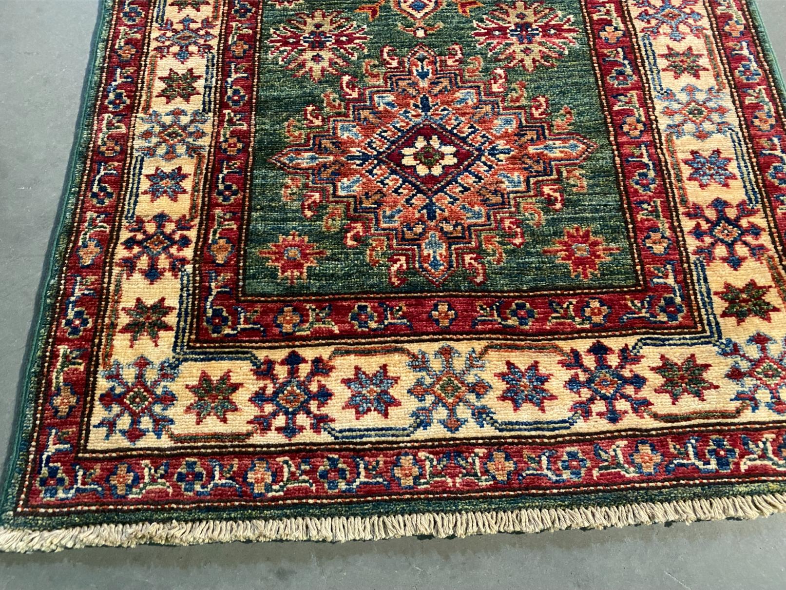 EXQUISITE SUPER KAZAK RUNNER 2'.8"x10'.9"