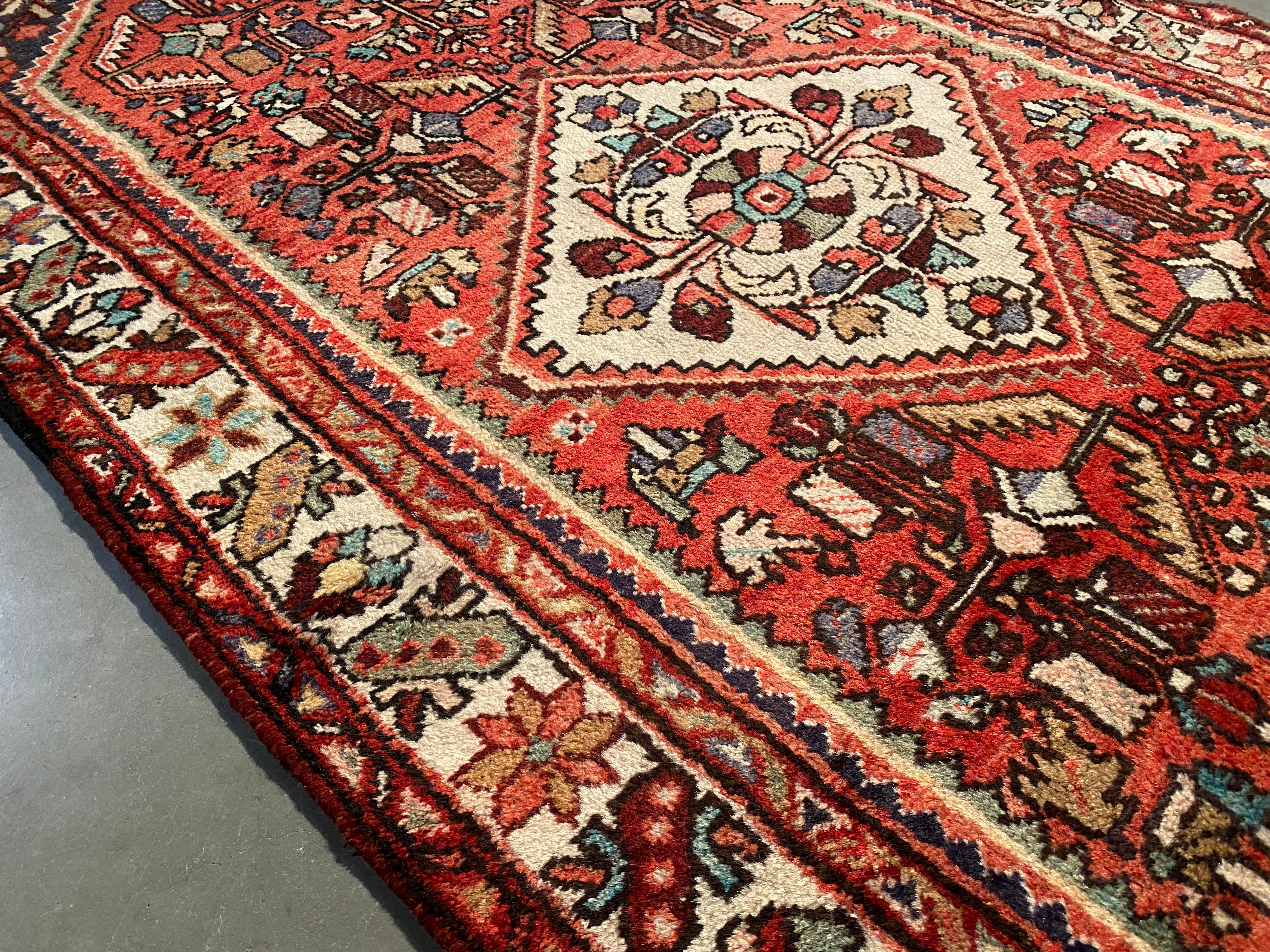 Persian Sarouk Rug 3.7X7