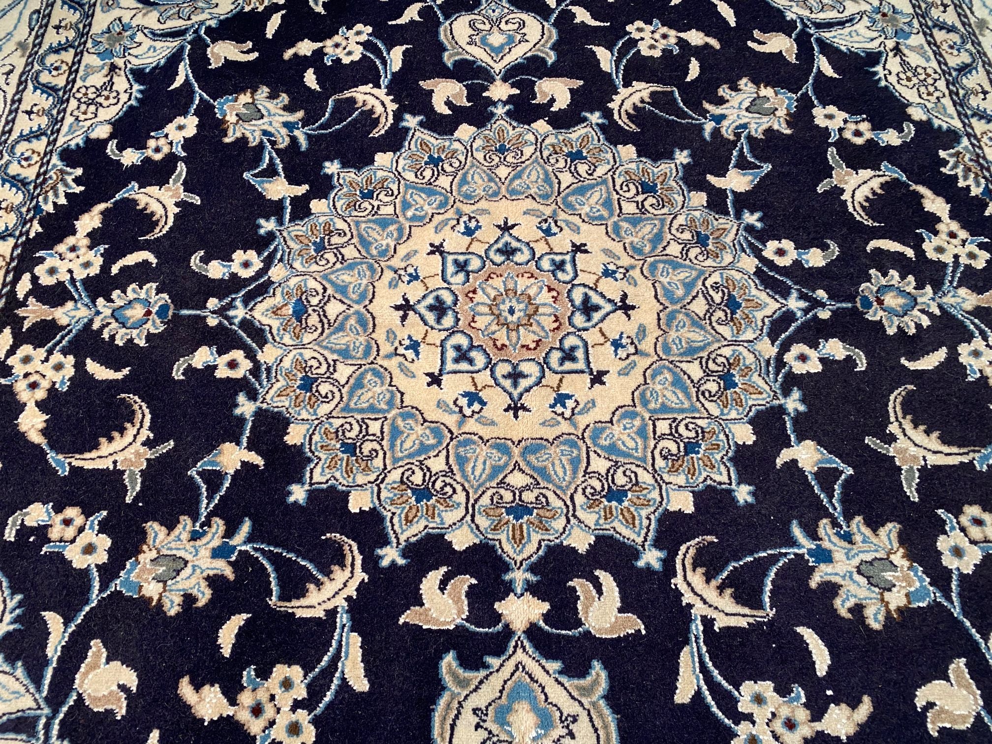 Persian Nain Silk &Wool Rug 6.6X8