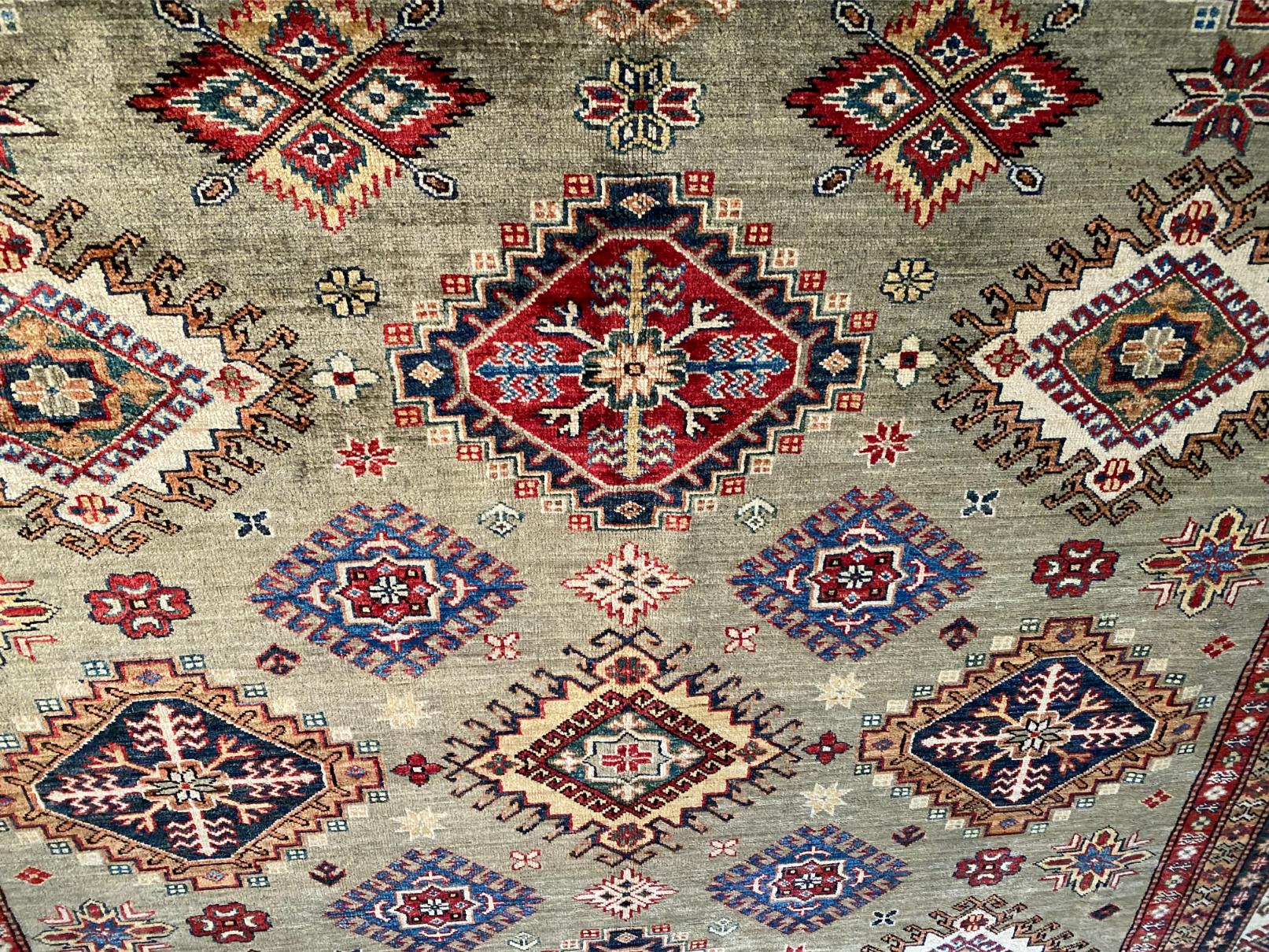EXQUISITE FINE SUPER KAZAK RUG 8'.3"x10'.2"