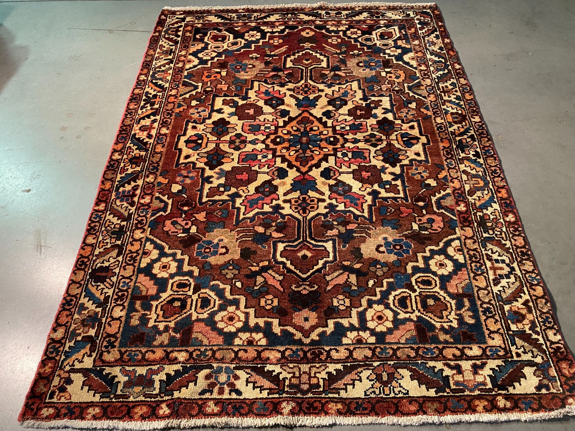 Persian Vintage Rug 4.7X6.7