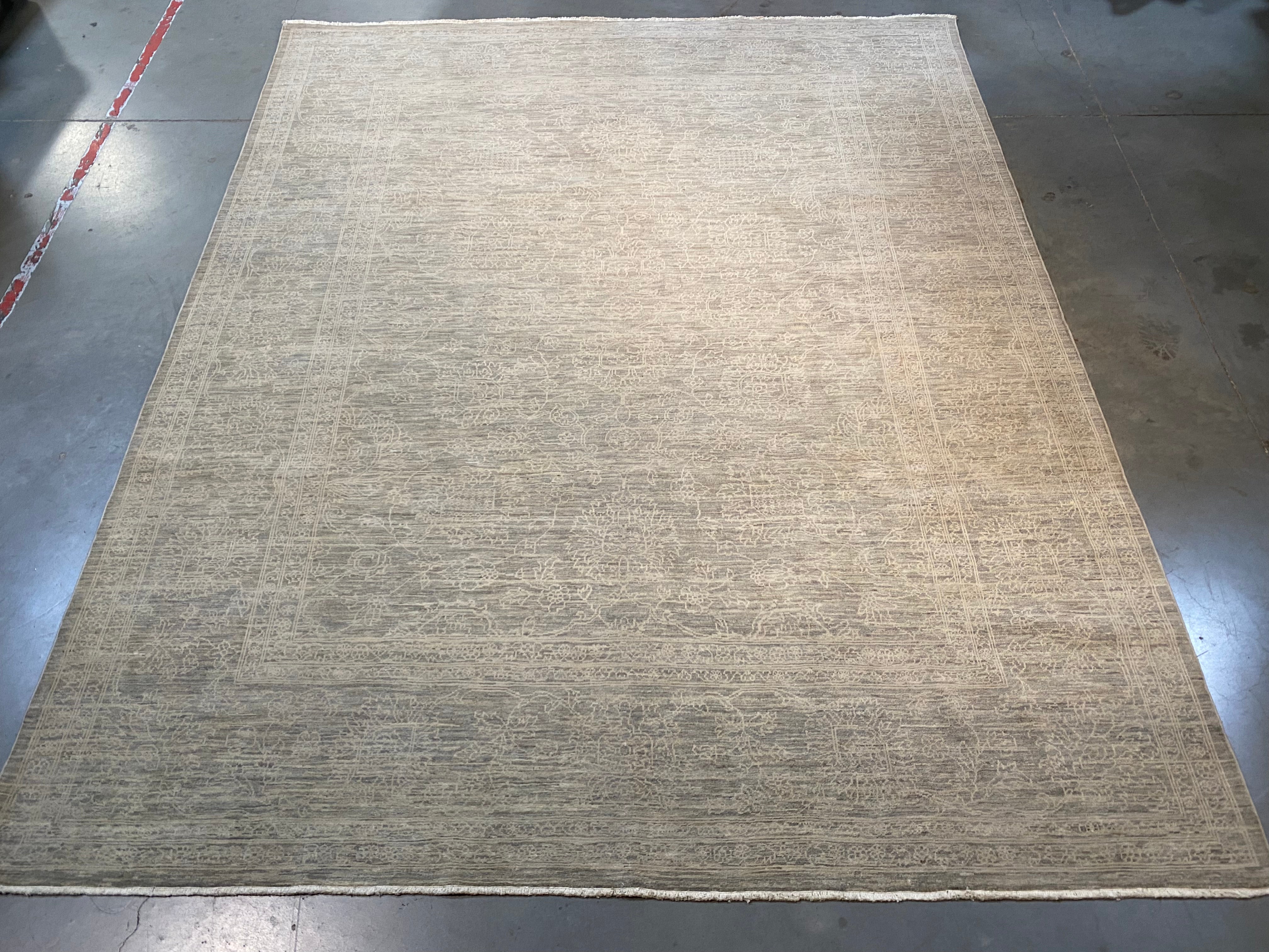 Exquisite Muted Rug 8X10