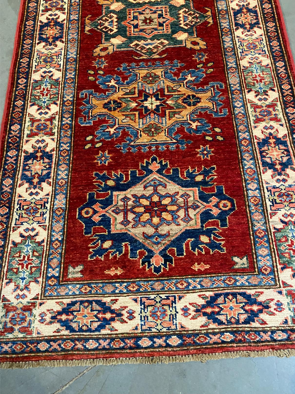 FINE SUPER KAZAK RUNNER 2'.7"x9'.8"