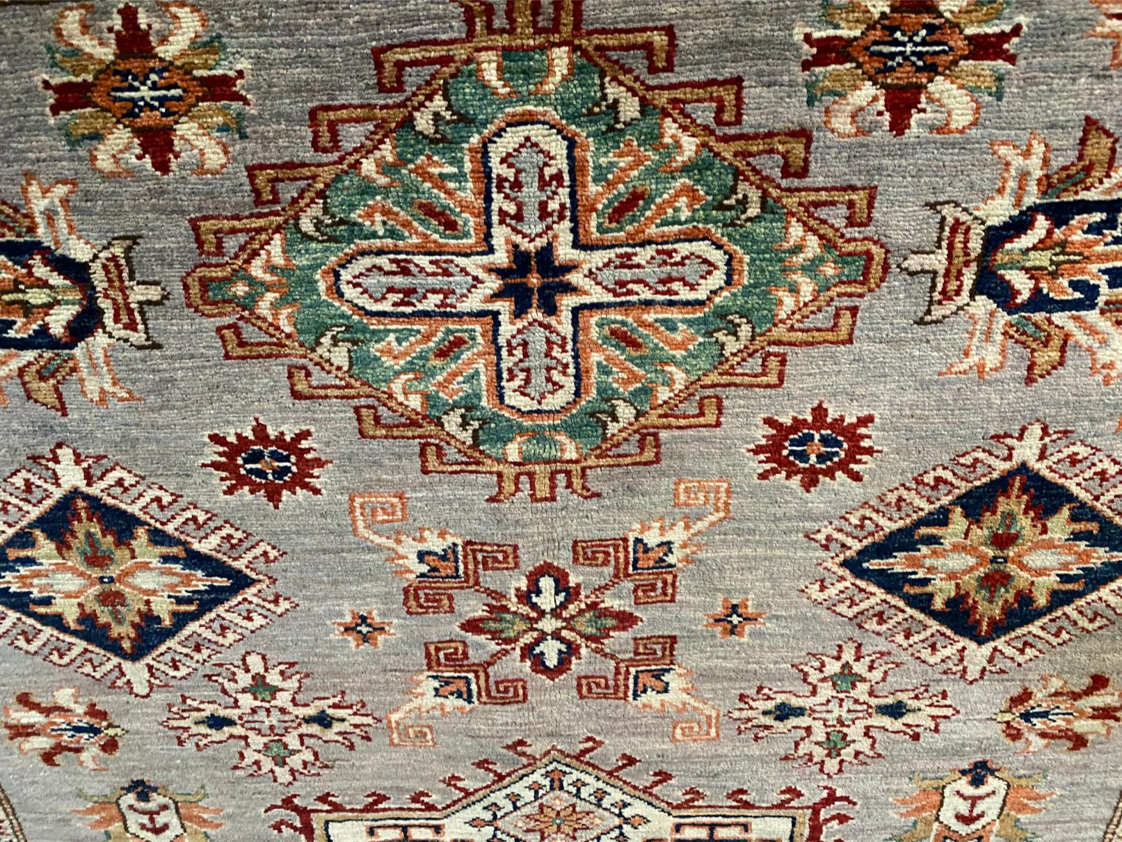 EXQUISITE FINE SUPER KAZAK RUG 5'.1"x6'.7"