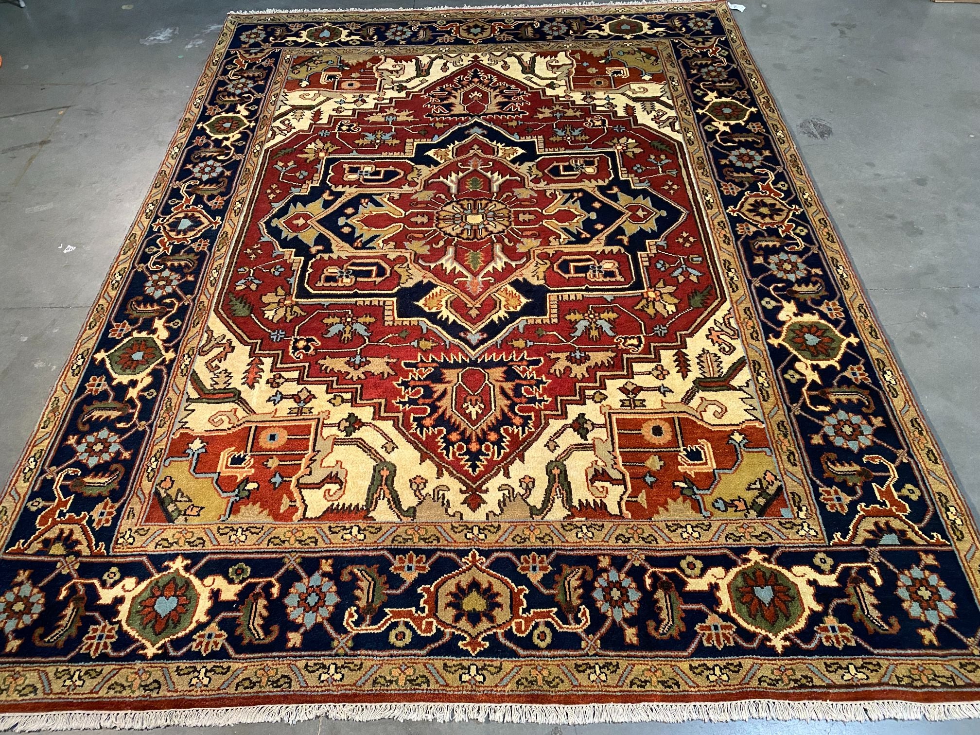 Serapi Design Rug 9x12