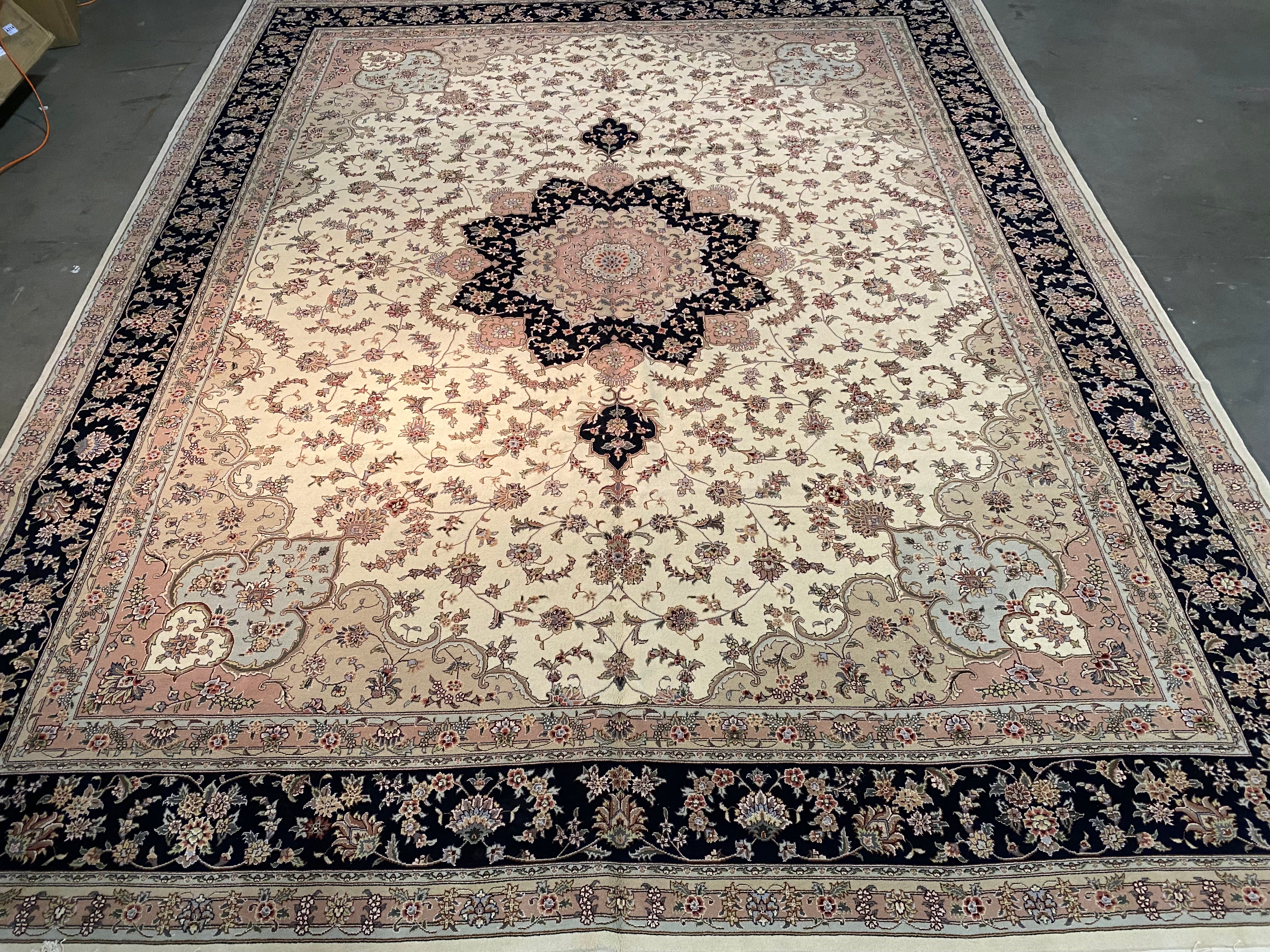 Silk & Wool Rug 12X15