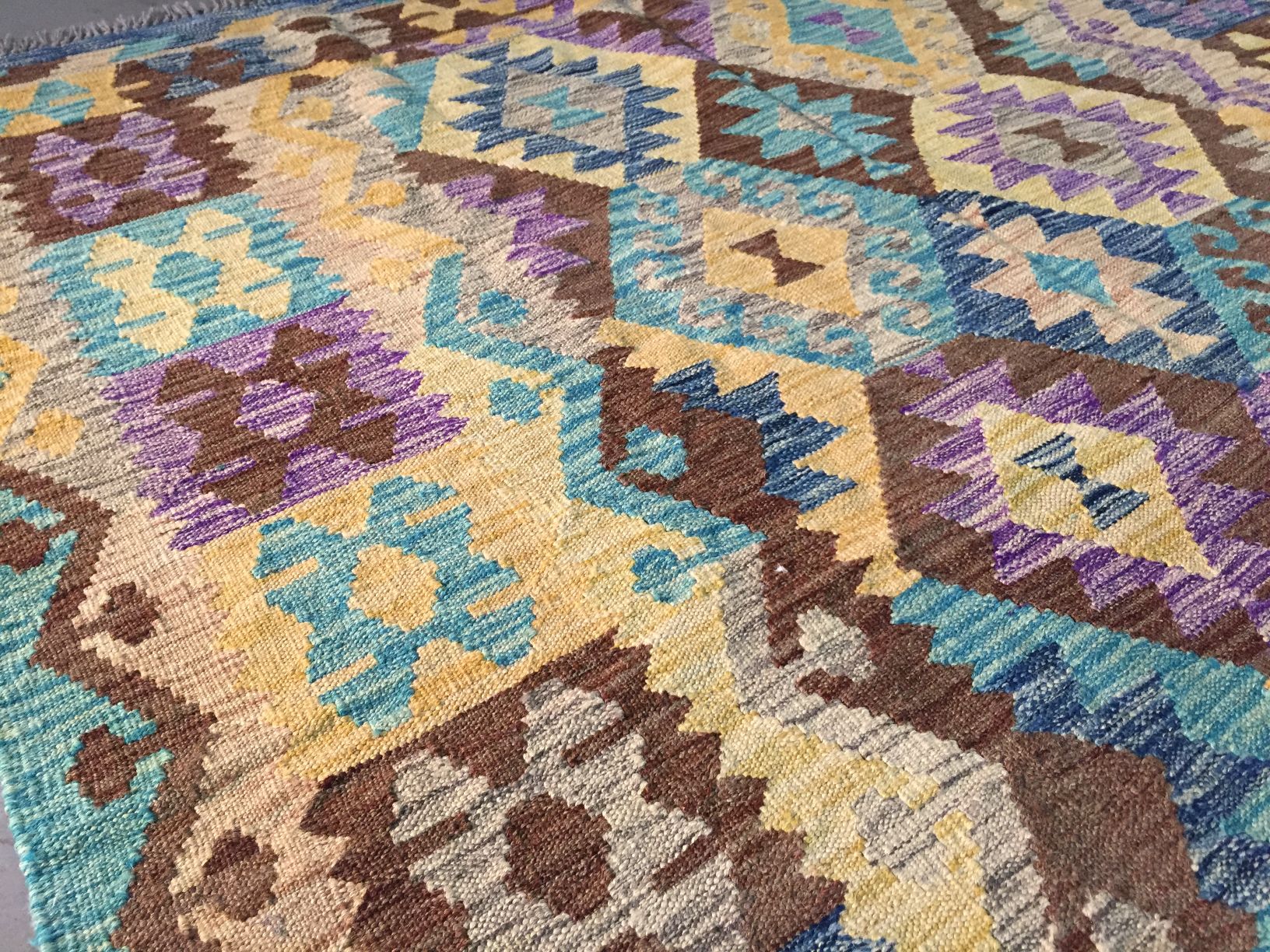 Colorful Hand Woven Klim Rug 5x6.5